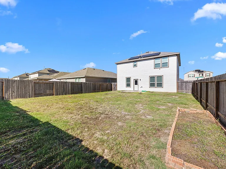 25411 Farmstead Prairie Pl — Photo 26