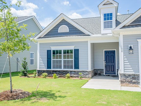 Images of the home are for illustrative purposes only and should never be relied upon