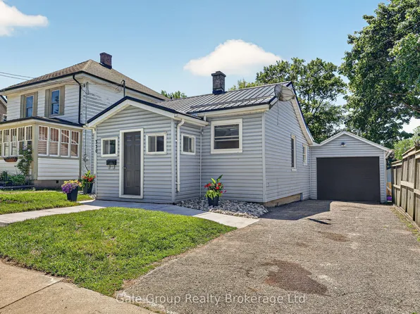330 Queen St, Woodstock, ON N4S 1M1