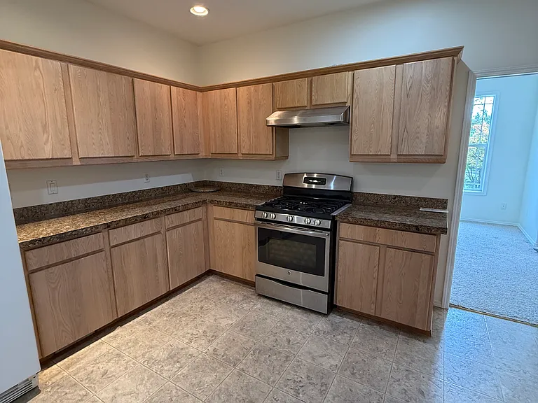 10669 SW Adele Dr — Photo 12