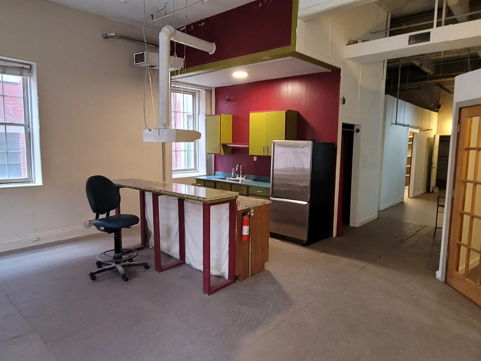 1 bed, 1400 sqft, $1,200 — Photo 1