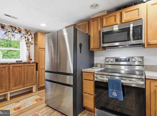29884 Rooftop Cir, Mechanicsville, MD 20659