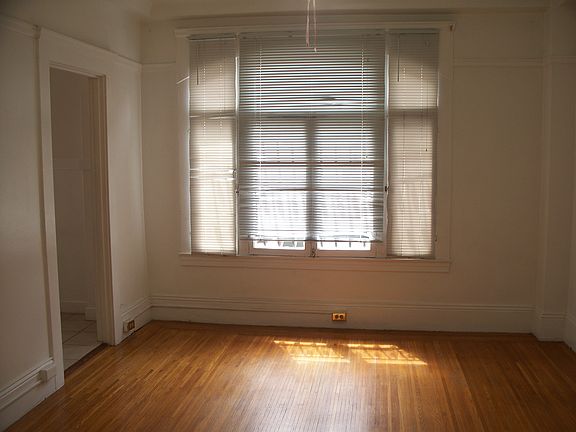 5th image of 730 Stockton St #3