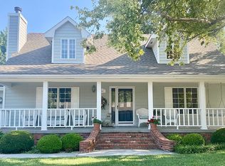 304 Crestview Ave, McPherson, KS 67460