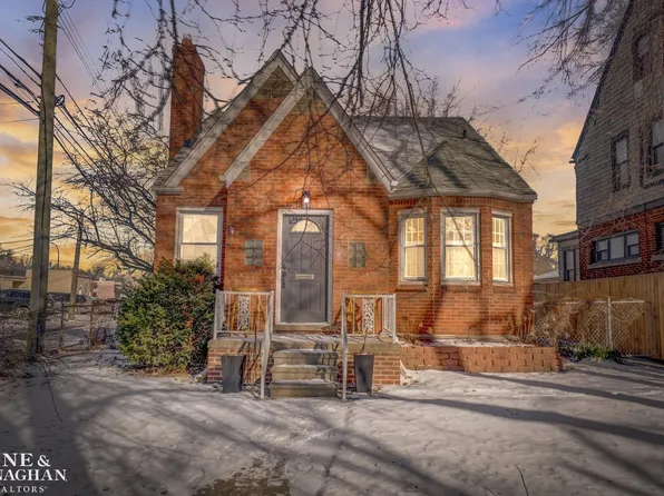 480 Cloverly Rd, Grosse Pointe Farms, MI 48236