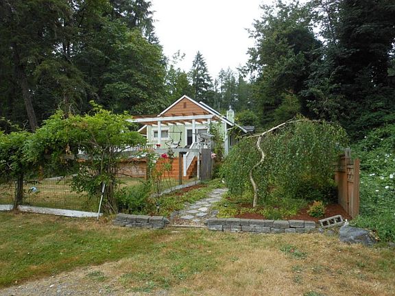 2nd image of 23029 Upper Dorre Don Way SE