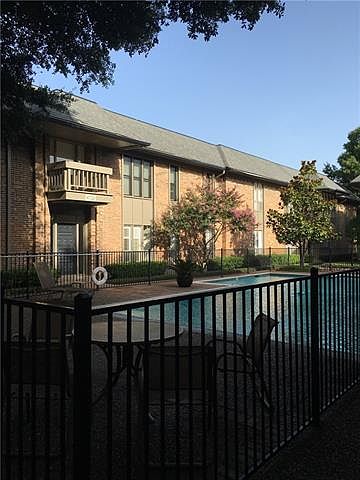 1st image of 10720 Park Village Pl #B