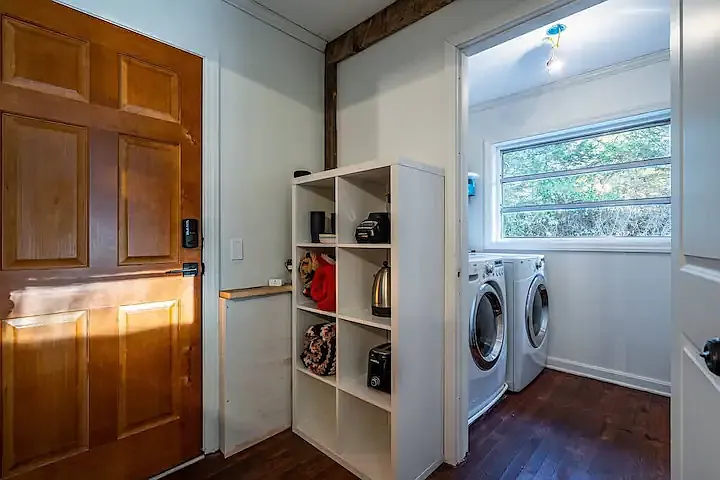 5 bed, 3200 sqft, $850 — Photo 3