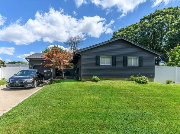1611 Brentwood Road, Bay Shore, NY 11706