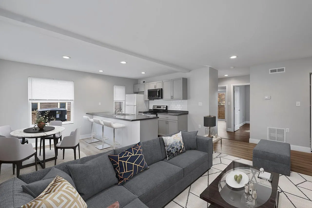 2 bed, 880 sqft, $1,650 — Photo 1