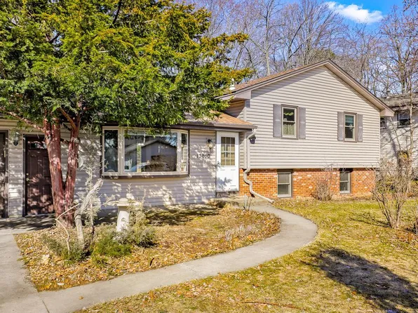 13050 Taylor St NE, Blaine, MN 55434