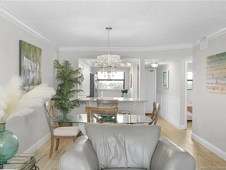 10310 S Ocean Dr #504 — Photo 19