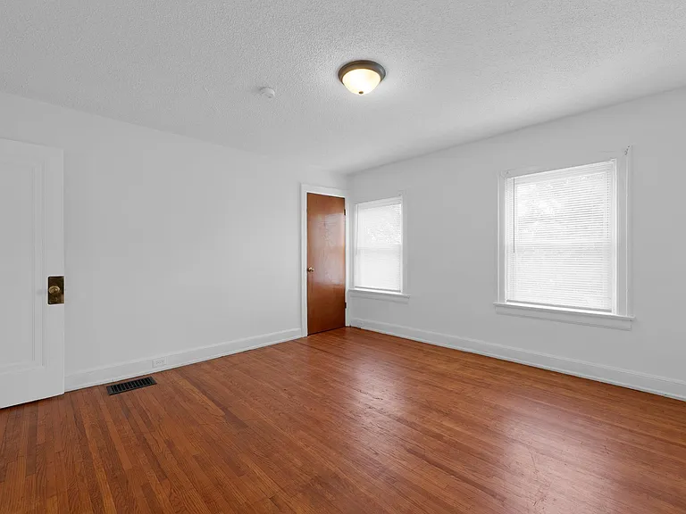 1816 S High St — Photo 10