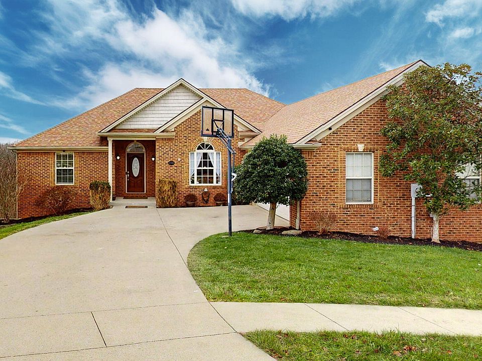 1st image of 230 Dudley Ct