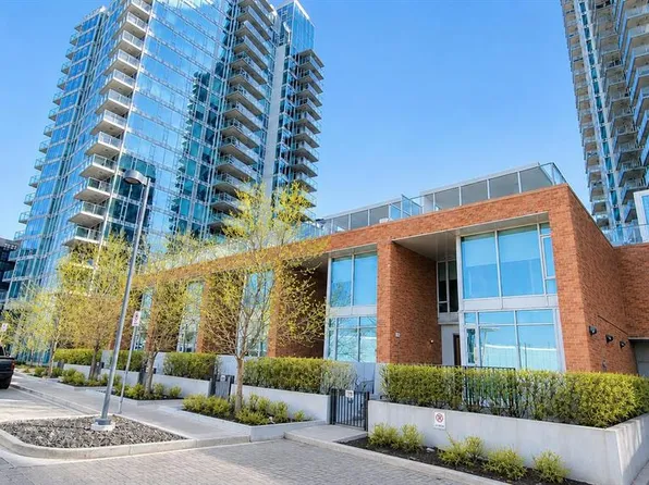 119 Confluence Mews, Calgary, AB T2G