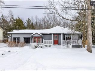 2950 Bethune Ave, Fort Erie, ON L0S1N0