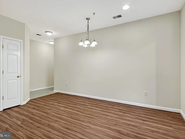 11314 Westbrook Mill Ln #302 — Photo 22