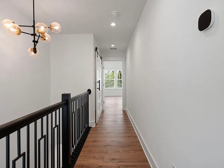 151A Fain St #1L — Photo 30