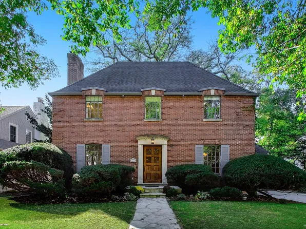 3240 Park Pl, Evanston, IL 60201