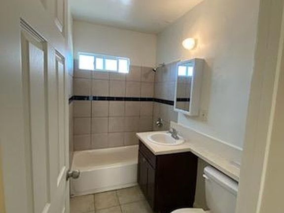 4th image of 1639 E Kingsley Ave APT 6