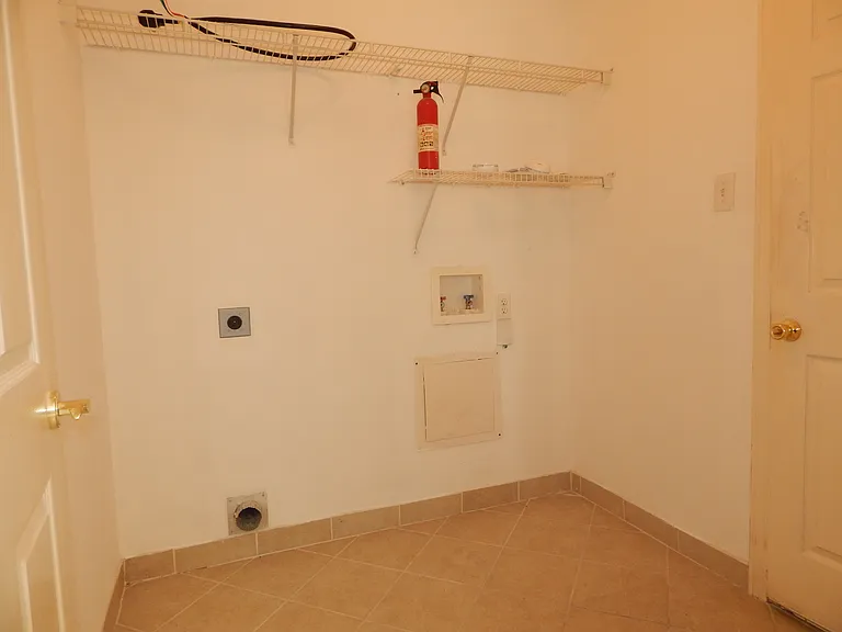 10013 Country View Ln — Photo 23