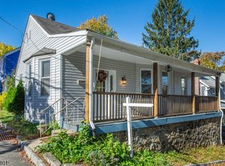 15 Force Pl, Mount Tabor, NJ 07878