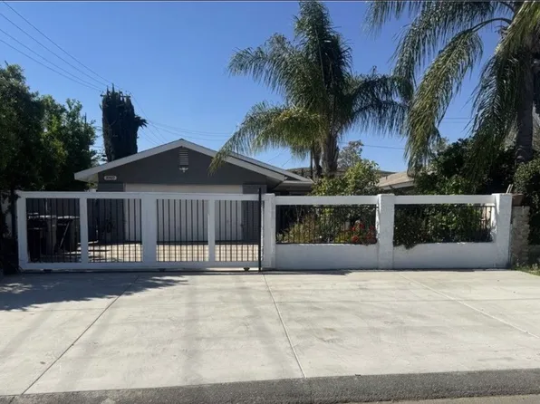 30489 Machado St, Lake Elsinore, CA 92530