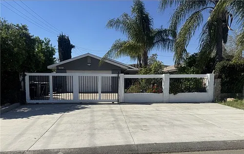 30489 Machado St Photo 1