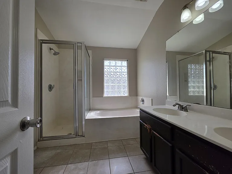 1187 Stone Forest Trl — Photo 11