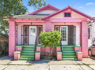 925 Lesseps St, New Orleans, LA 70117