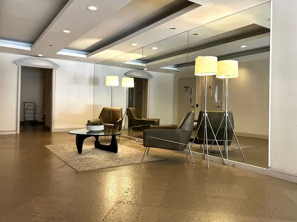 372 5th Avenue image 9 of 12