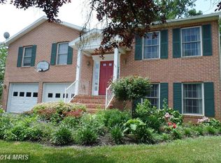 68 Dartmouth Ln, Falling Waters, WV 25419