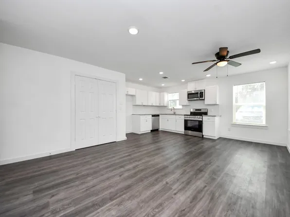 8125 Laura Koppe Rd #A, Houston, TX 77028