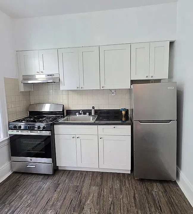 2526 30th Ave #2