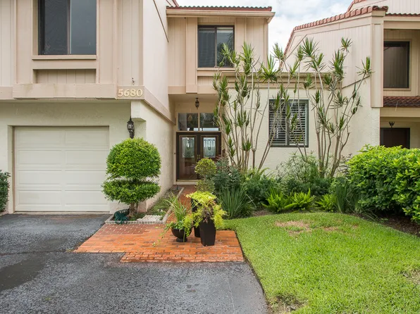 5680 Escondida Blvd S, Saint Petersburg, FL 33715