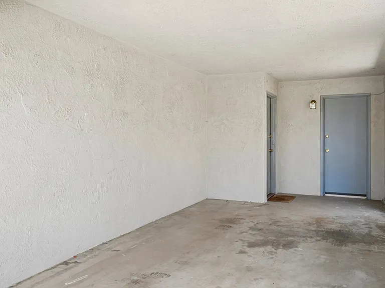43435 Illinois Ave — Photo 32