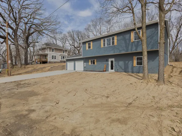 712 Lindberg Dr, Council Bluffs, IA 51503