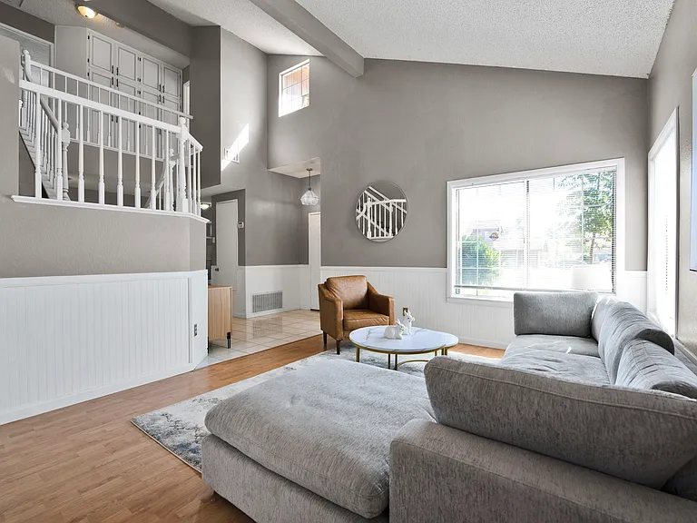 12675 Elmhurst Dr — Photo 9