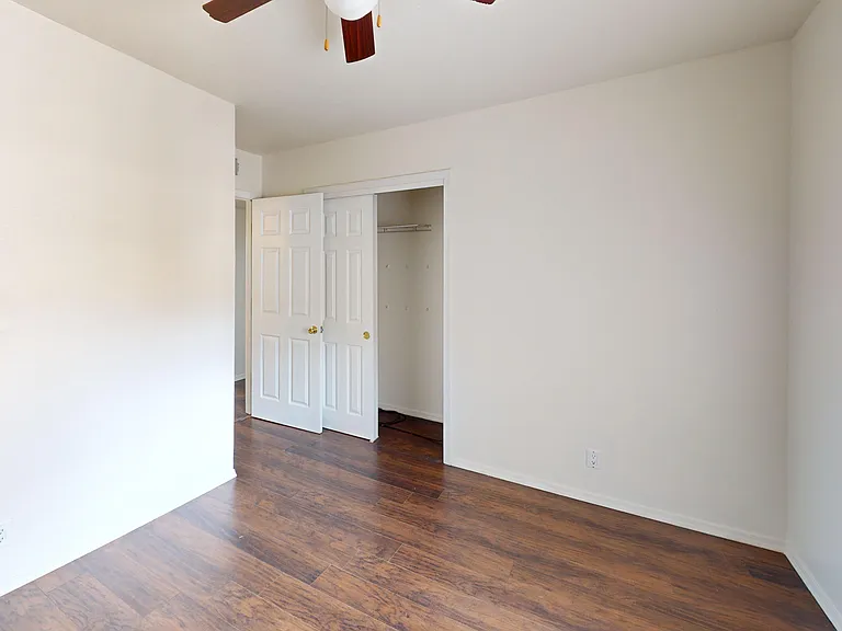 821 Oro Real NE — Photo 15
