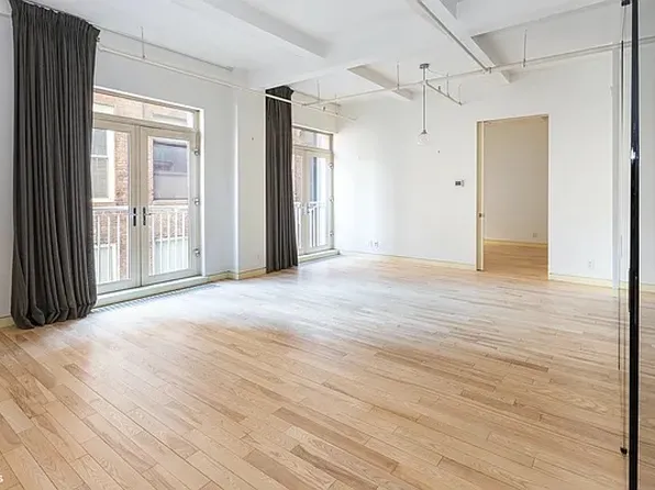 16 West 19th Street image 9 of 27