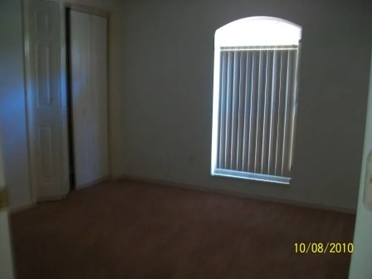 1471 E Saint James Loop — Photo 7