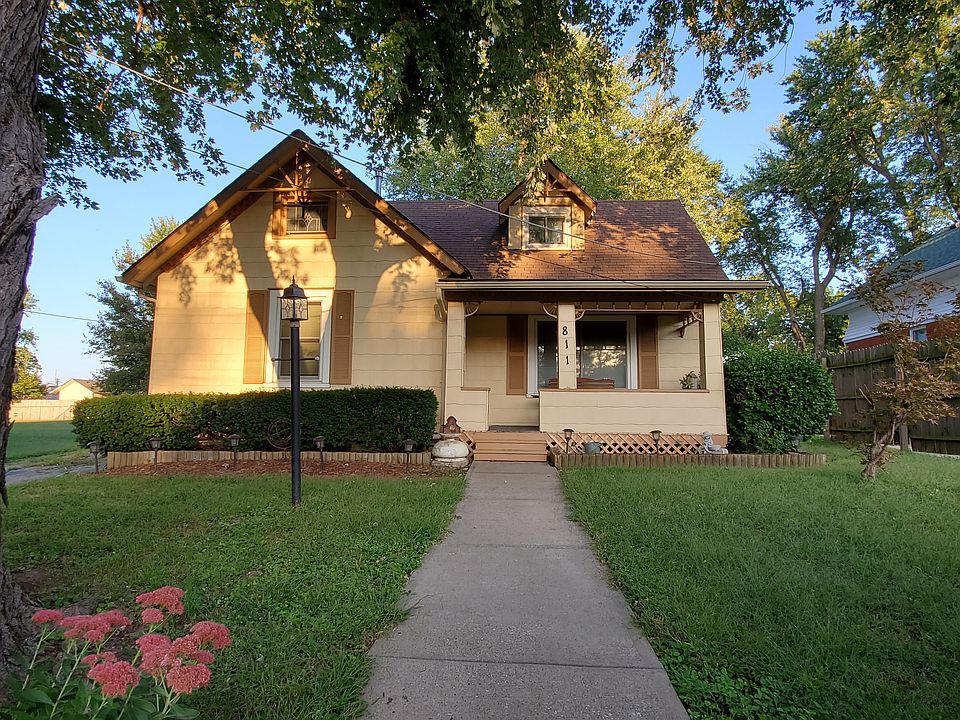 1st image of 811 N Cottage Ave