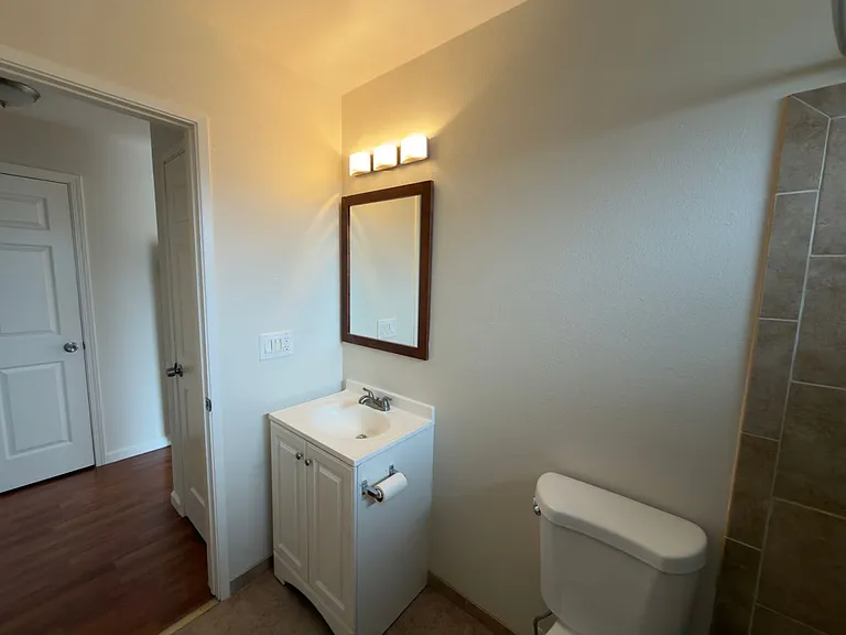 900 Alvarez Ave — Photo 27