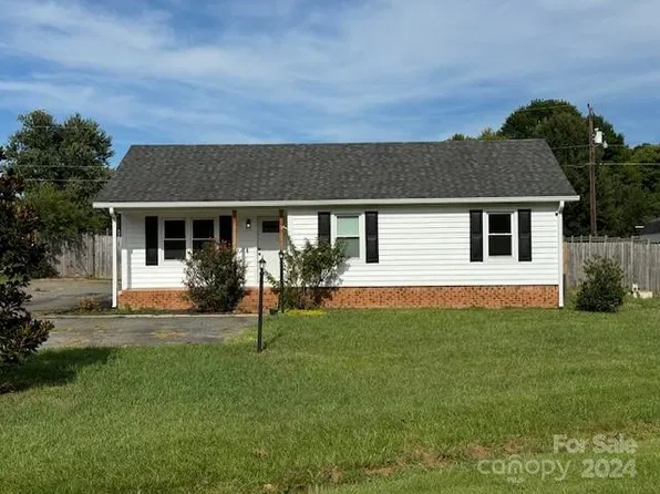 623 Gladedale Ln, Monroe, NC 28110