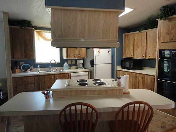 4th image of 1202 Buena Vista Dr