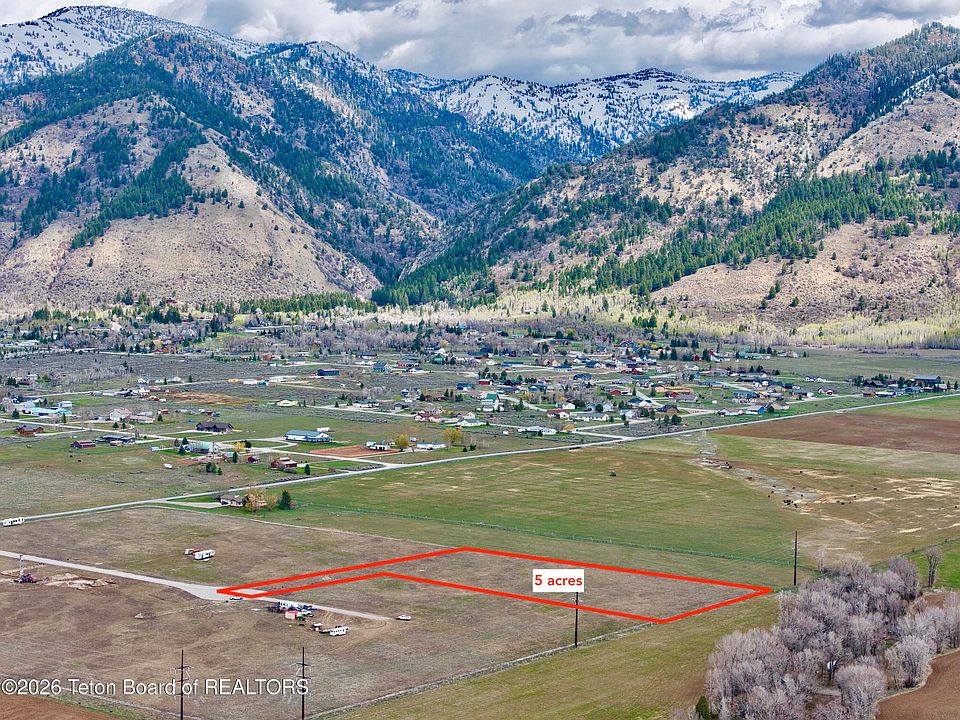 1st image of 5 Northwinds Subdivision