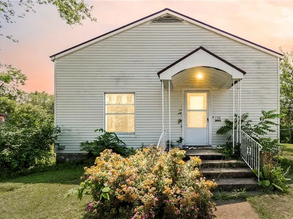 140 E 7th St, Trenton, MO 64683