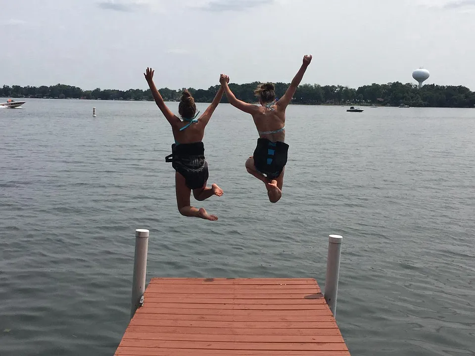 Lakefront living at its best.