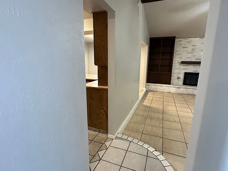 312 S Avery Dr — Photo 14