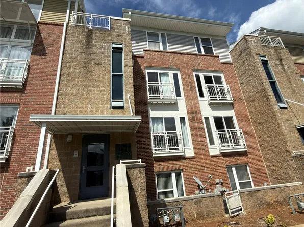 3955 Picasso Ct #15, Charlotte, NC 28205